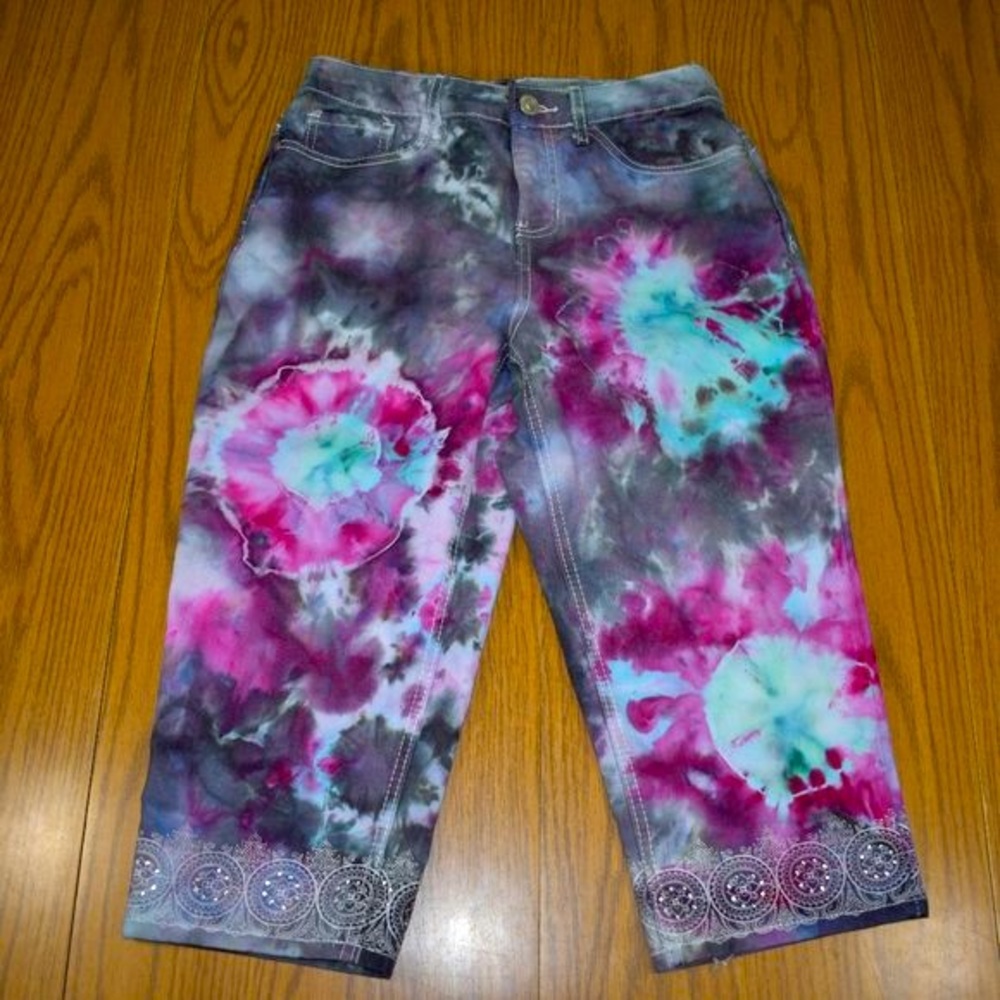Christopher & Banks 4P Tie Dye Capri Pants Bright Fun